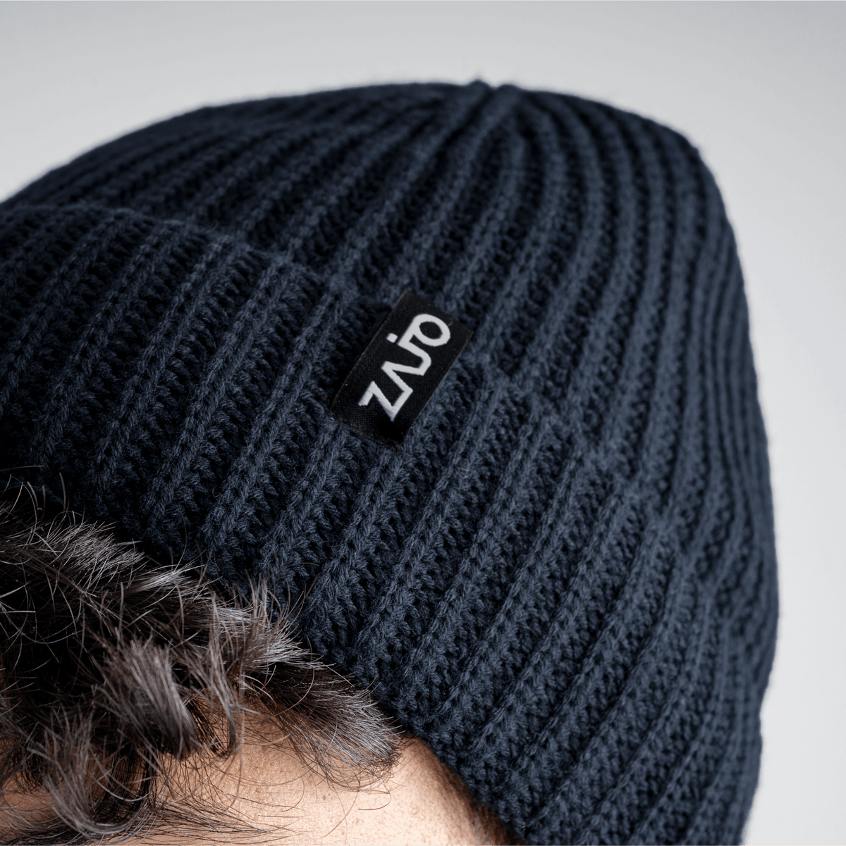 Hela Beanie — Cocoa Brown
